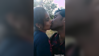 Loving Desi couple goes outside to replenish XXX collection | XXX Video on AllSex.XXX