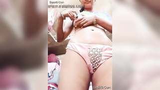 XXX show of the Indian webcam model boasting about hot tits | XXX Video on AllSex.XXX