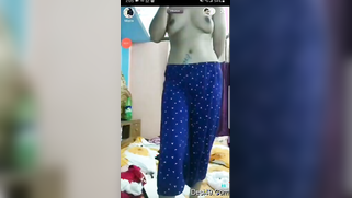 Solo XXX show of the Indian webcam model with tattoo on the tummy | XXX Video on AllSex.XXX