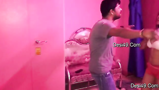 Drunk man is keen to have sex with the beautiful Indian chick | XXX Video on AllSex.XXX