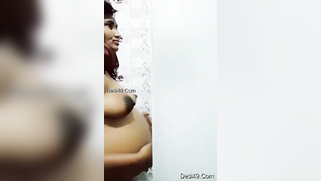 Indian goes to the shower room with thoughts of filming XXX video | XXX Video on AllSex.XXX