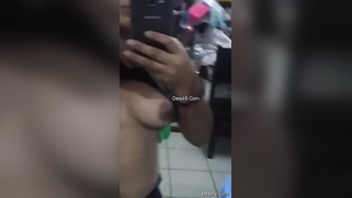 Boyfriend gives the Indian new phone and she films XXX video | XXX Video on AllSex.XXX