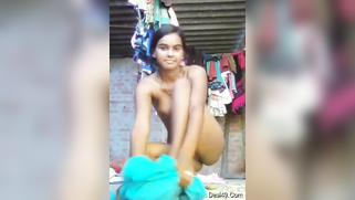 Fetching Indian girl with hairy armpits spreads XXX trench outdoors | XXX Video on AllSex.XXX