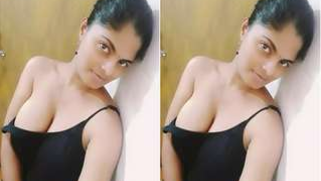 Pretty Desi woman becomes happy soaping succulent XXX melons | XXX Video on AllSex.XXX