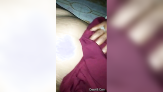 Indian sleeps and doesn't know that the boyfriend films XXX video | XXX Video on AllSex.XXX