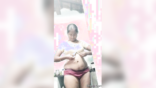 Indian mom isn't ashamed of revealing XXX body parts on the camera | XXX Video on AllSex.XXX