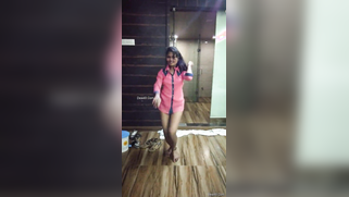 Seductive dance by the Indian XXX girl wearing a pink shirt | XXX Video on AllSex.XXX
