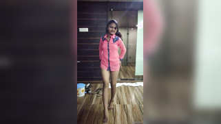 Seductive dance by the Indian XXX girl wearing a pink shirt | XXX Video on AllSex.XXX