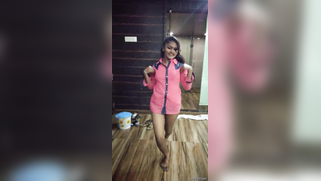 Seductive dance by the Indian XXX girl wearing a pink shirt | XXX Video on AllSex.XXX