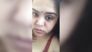 Likable Desi wife is filled with a desire to demonstrate her tits | XXX Video on AllSex.XXX