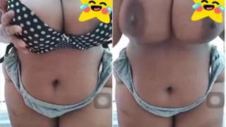 Hubby's mood becomes better when he sees Desi BBW's assets | XXX Video on AllSex.XXX