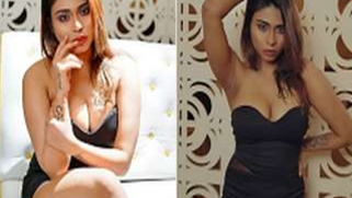 Men wait for the Indian model to expose tits but she isn't in a hurry | XXX Video on AllSex.XXX