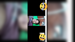 Pretty Desi mom starts the morning with video where she shows tits | XXX Video on AllSex.XXX