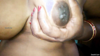 Indian mom takes off clothes to play with pussy in front of cameraguy