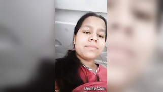 Indian sees nothing bad about flashing tits and pussy on the camera | XXX Video on AllSex.XXX