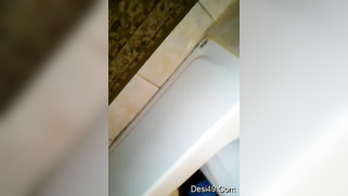 Coed lures the Desi roomie into the bathroom to show XXX things | XXX Video on AllSex.XXX