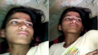 Indian girlfriend's pussy is wet and the guy is keen to film it | XXX Video on AllSex.XXX