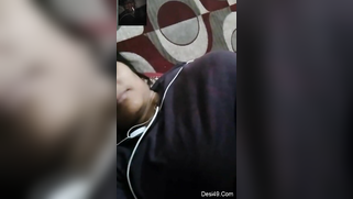 Aunty's boobs are the only thing that the Desi pervert wants to see | XXX Video on AllSex.XXX