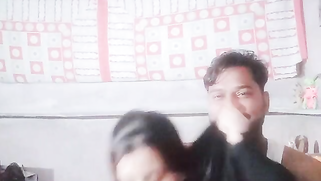 Indian couple is going to have the first XXX experience on camera | XXX Video on AllSex.XXX