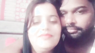 Indian couple is going to have the first XXX experience on camera | XXX Video on AllSex.XXX