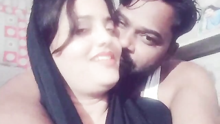 Indian couple is going to have the first XXX experience on camera | XXX Video on AllSex.XXX