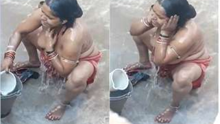 Naturalist forgets about birds and starts filming the naked Desi | XXX Video on AllSex.XXX