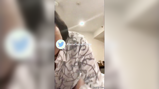 Indian camgirl with short hair unzips shirt to give men pleasure | XXX Video on AllSex.XXX