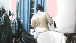 Dating is an important event and the topless Indian prepares for it | XXX Video on AllSex.XXX