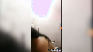 Desi aunty needs a camera to film her washing the sexy body | XXX Video on AllSex.XXX