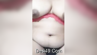 Amateur Desi turns on very much touching her gigantic hooters | XXX Video on AllSex.XXX