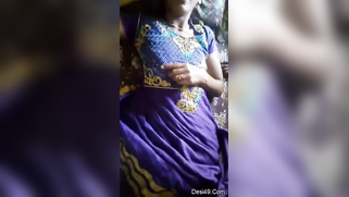 Hard penis needs to be satisfied and the Desi aunty gives handjob | XXX Video on AllSex.XXX