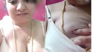 Cheating Indian wife demonstrates nipples to a stranger admirer | XXX Video on AllSex.XXX