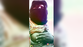 Desi is smart enough to put on a balaclava before exposing boobs | XXX Video on AllSex.XXX