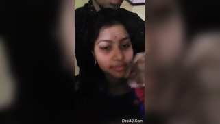 Raunchy guy pulls Desi girlfriend's tits out to have some fun | XXX Video on AllSex.XXX