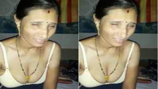 Blackmailer wants the Indian mom to demonstrate breasts on camera | XXX Video on AllSex.XXX