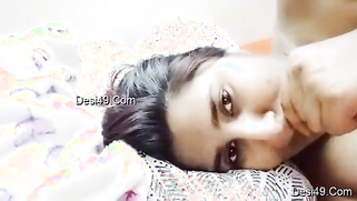 Pretty Desi female wakes up with the idea of filming XXX video | XXX Video on AllSex.XXX