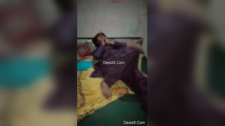 Excited Indian woman touches vagina and lover films XXX video | XXX Video on AllSex.XXX