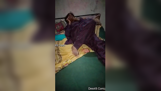 Excited Indian woman touches vagina and lover films XXX video | XXX Video on AllSex.XXX