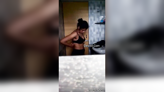 Stud sets a hidden camera to watch the Indian aunty undressing | XXX Video on AllSex.XXX