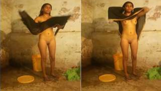 Husband comes to the Desi girl after she takes a shower and films | XXX Video on AllSex.XXX