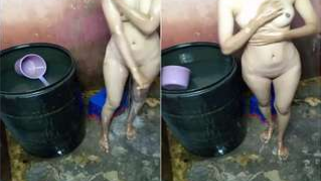 Skinny Indian washes the body knowing about the camera filming her | XXX Video on AllSex.XXX