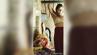 Indian aunty thinks it's a good day to put on clothes on the camera | XXX Video on AllSex.XXX