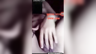 Lassie of Indian origin spices up the quarantine by masturbation | XXX Video on AllSex.XXX