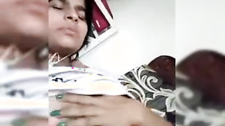 Demonstrating tits is a way to make the Indian girl's husband happy | XXX Video on AllSex.XXX