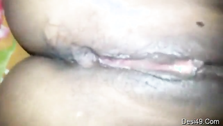 Not every Indian woman agrees to show pussy so this one deserves respect | XXX Video on AllSex.XXX