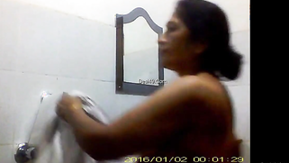 Indian aunty decides to film bathroom video and upload it to XXX site | XXX Video on AllSex.XXX