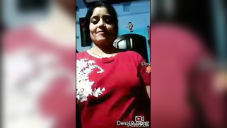 Nice Indian mom is filled with a desire to film solo XXX video