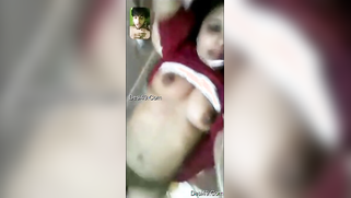 Pleasant Indian girl surprises internet friend showing him titties | XXX Video on AllSex.XXX