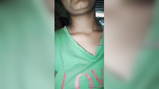 Camgirl touches hairy vagina after squeezing her Indian boobs | XXX Video on AllSex.XXX