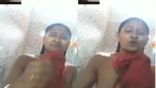 Indian girl takes a shower but she isn't going to interrupt video call | XXX Video on AllSex.XXX